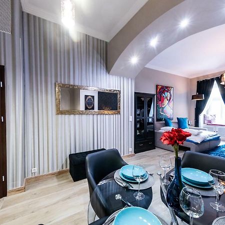 Center Of The Center, The Grand Deluxe Apartment บูดาเปสต์ ภายนอก รูปภาพ