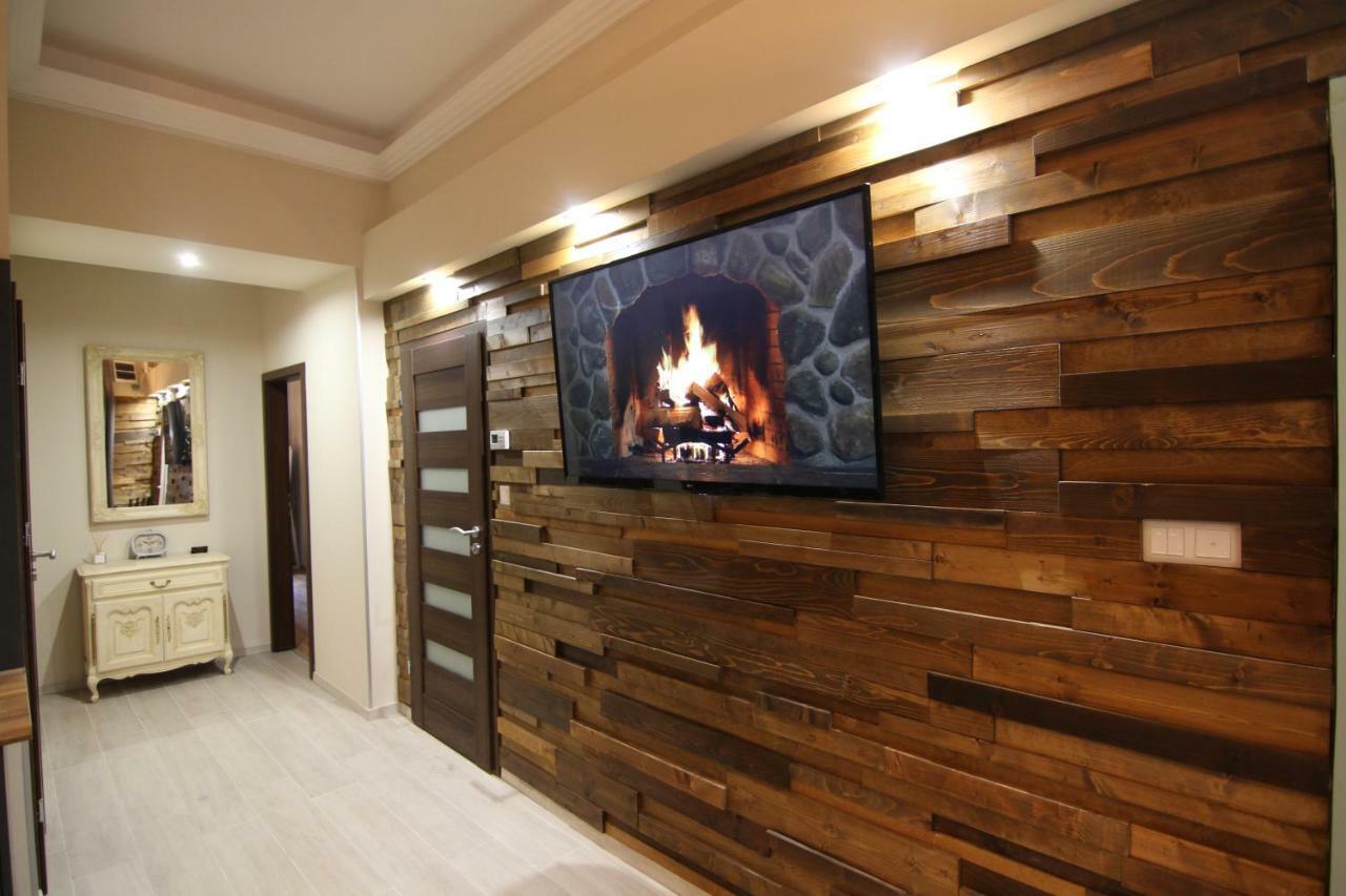 Center Of The Center, The Grand Deluxe Apartment บูดาเปสต์ ภายนอก รูปภาพ