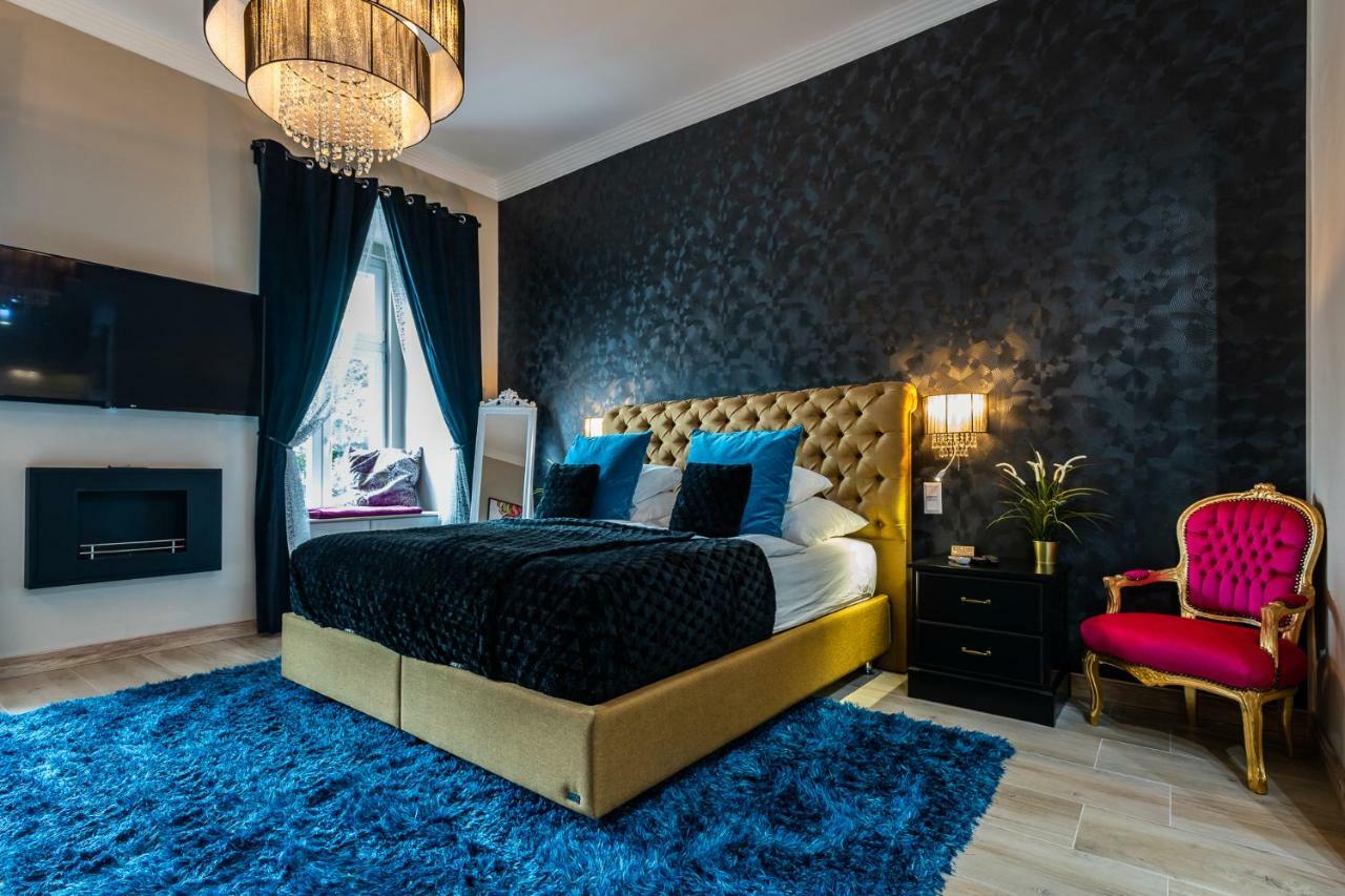 Center Of The Center, The Grand Deluxe Apartment บูดาเปสต์ ภายนอก รูปภาพ