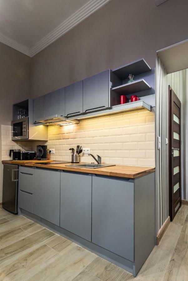Center Of The Center, The Grand Deluxe Apartment บูดาเปสต์ ภายนอก รูปภาพ