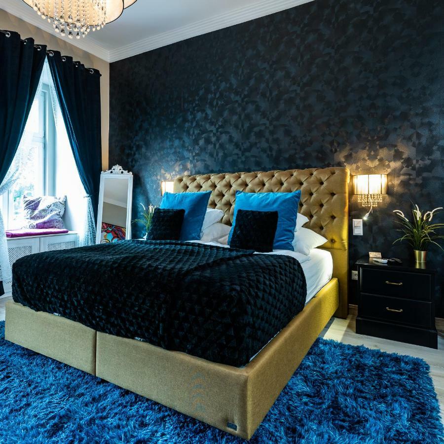 Center Of The Center, The Grand Deluxe Apartment บูดาเปสต์ ภายนอก รูปภาพ